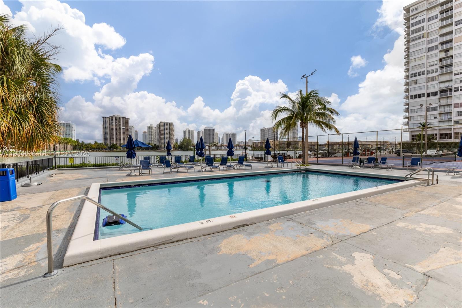 2750 NE 183rd St #2710 Aventura, FL 33160