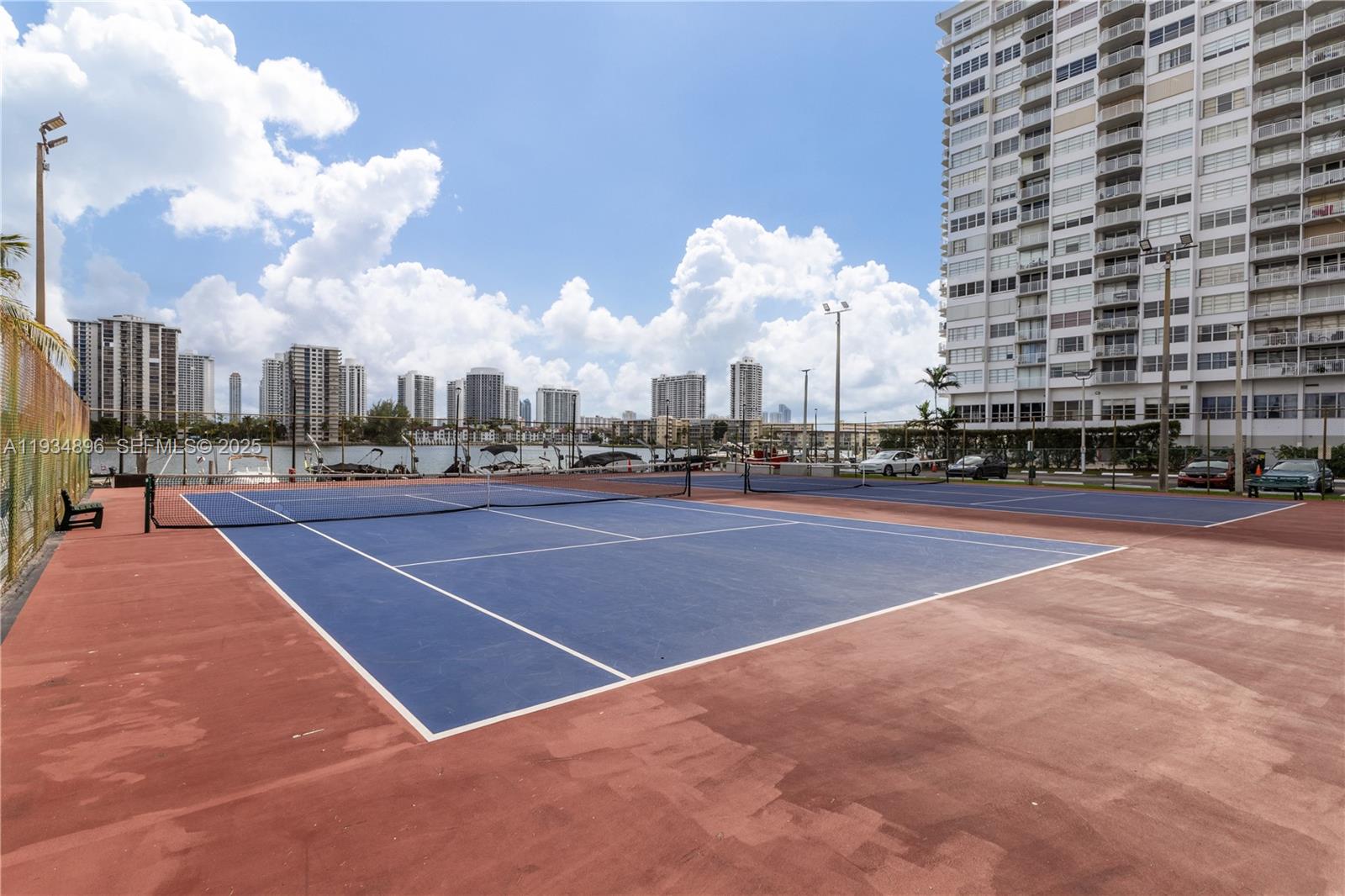 2750 NE 183rd St #2710 Aventura, FL 33160