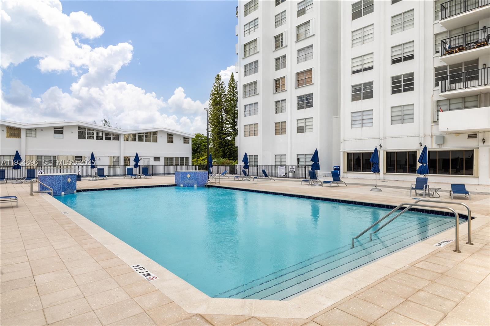 2750 NE 183rd St #2710 Aventura, FL 33160