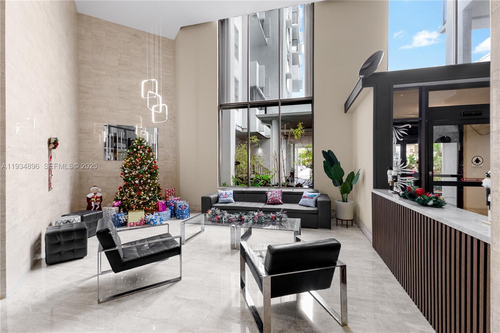 2750 NE 183rd St #2710 Aventura, FL 33160