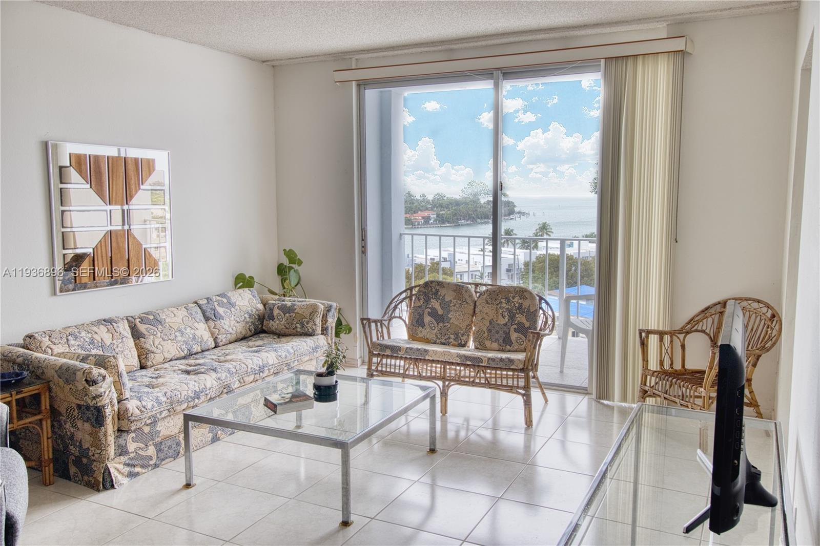 6900 Bay Dr #10K Miami Beach, FL 33141