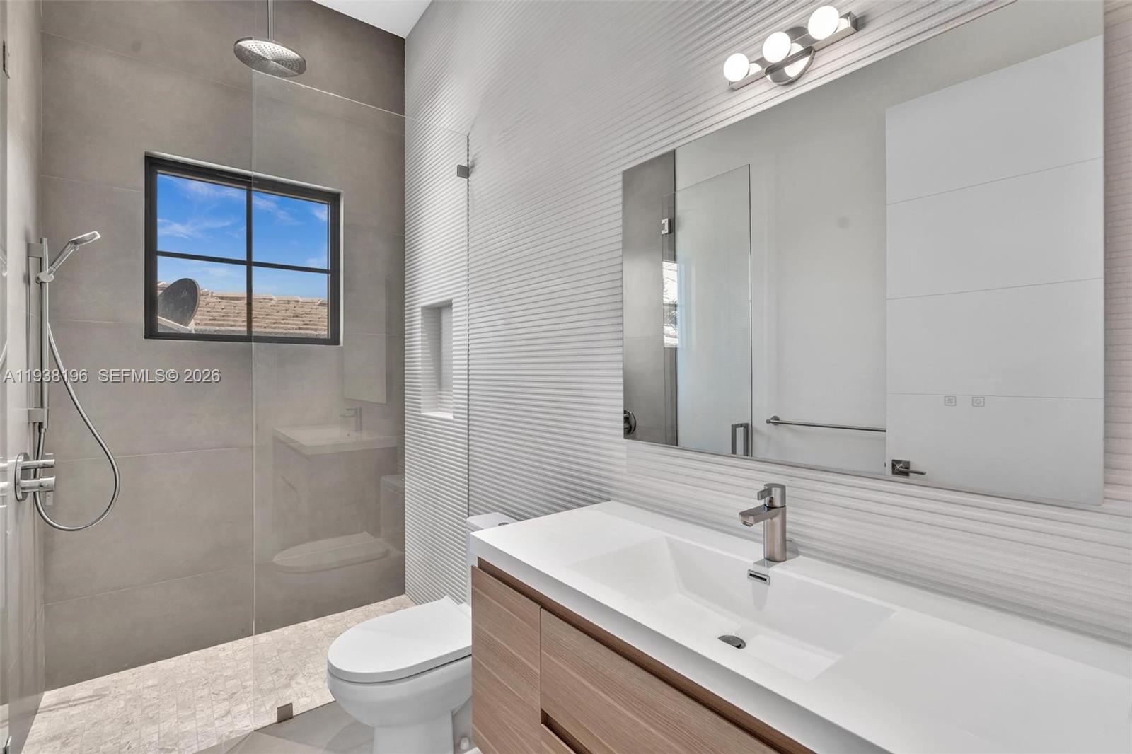 9264 Dickens Ave Surfside, FL 33154