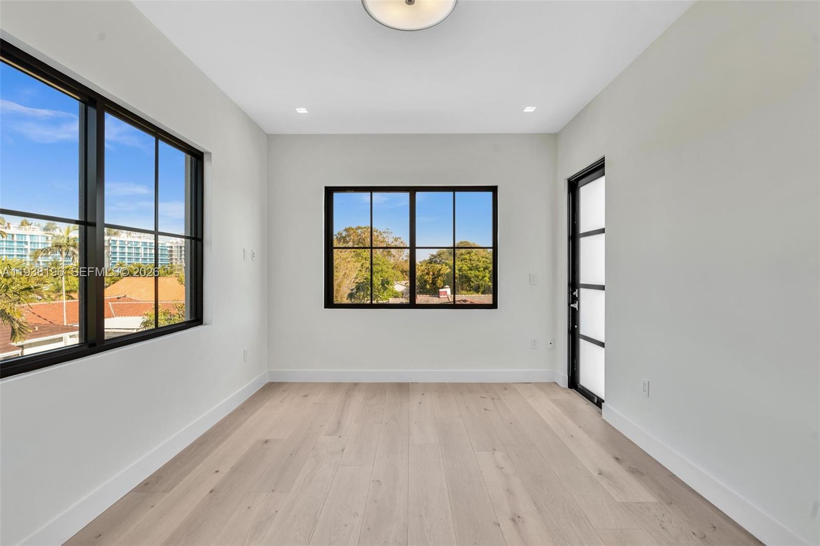 9264 Dickens Ave Surfside, FL 33154