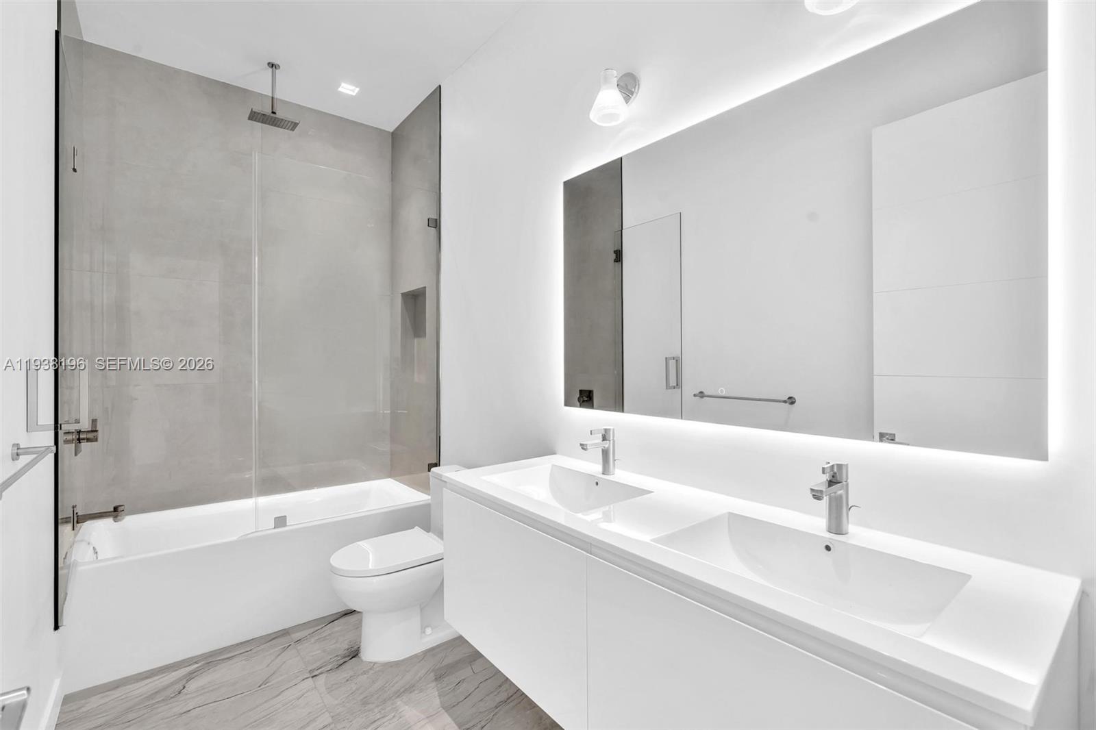 9264 Dickens Ave Surfside, FL 33154