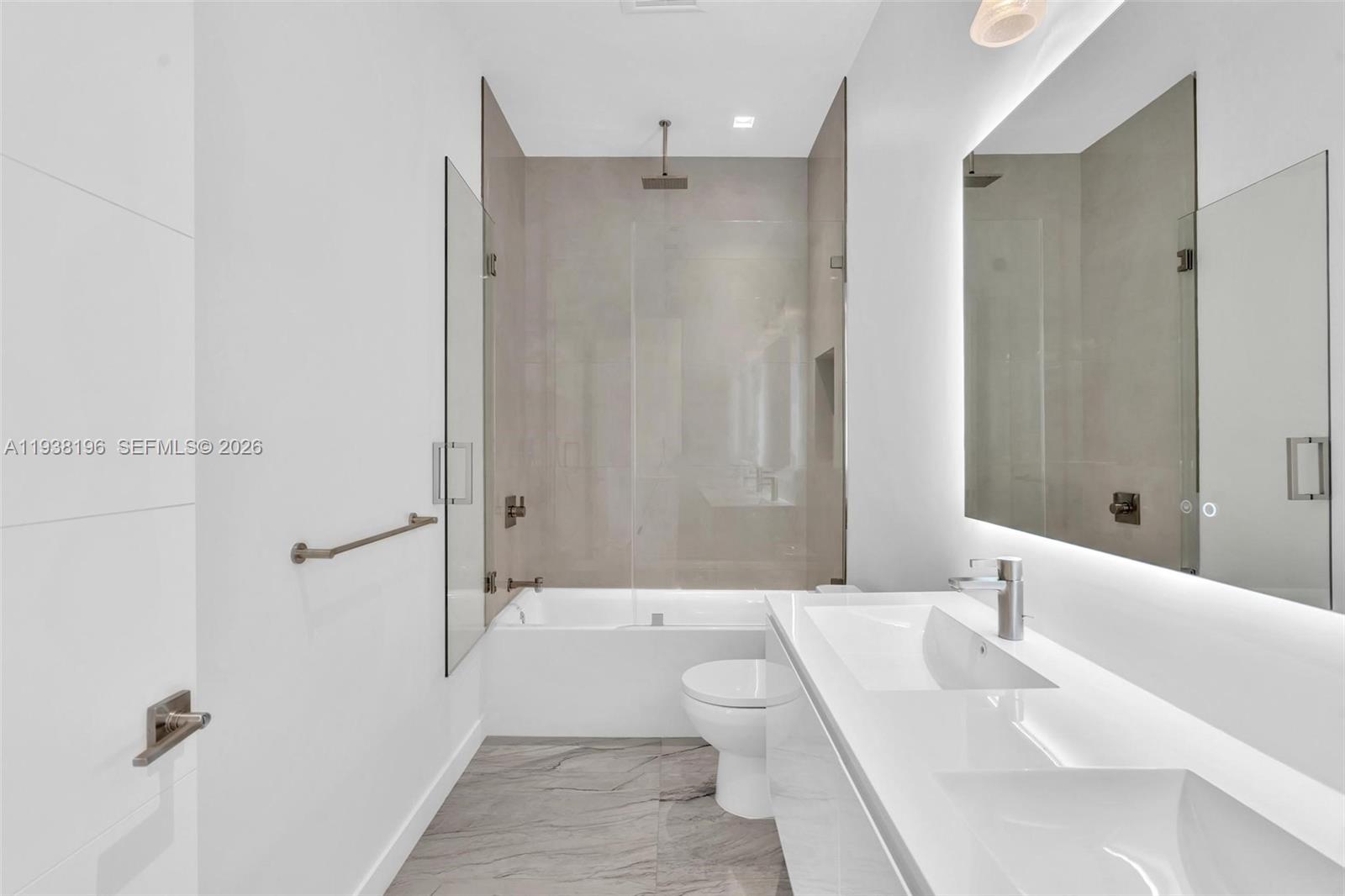 9264 Dickens Ave Surfside, FL 33154