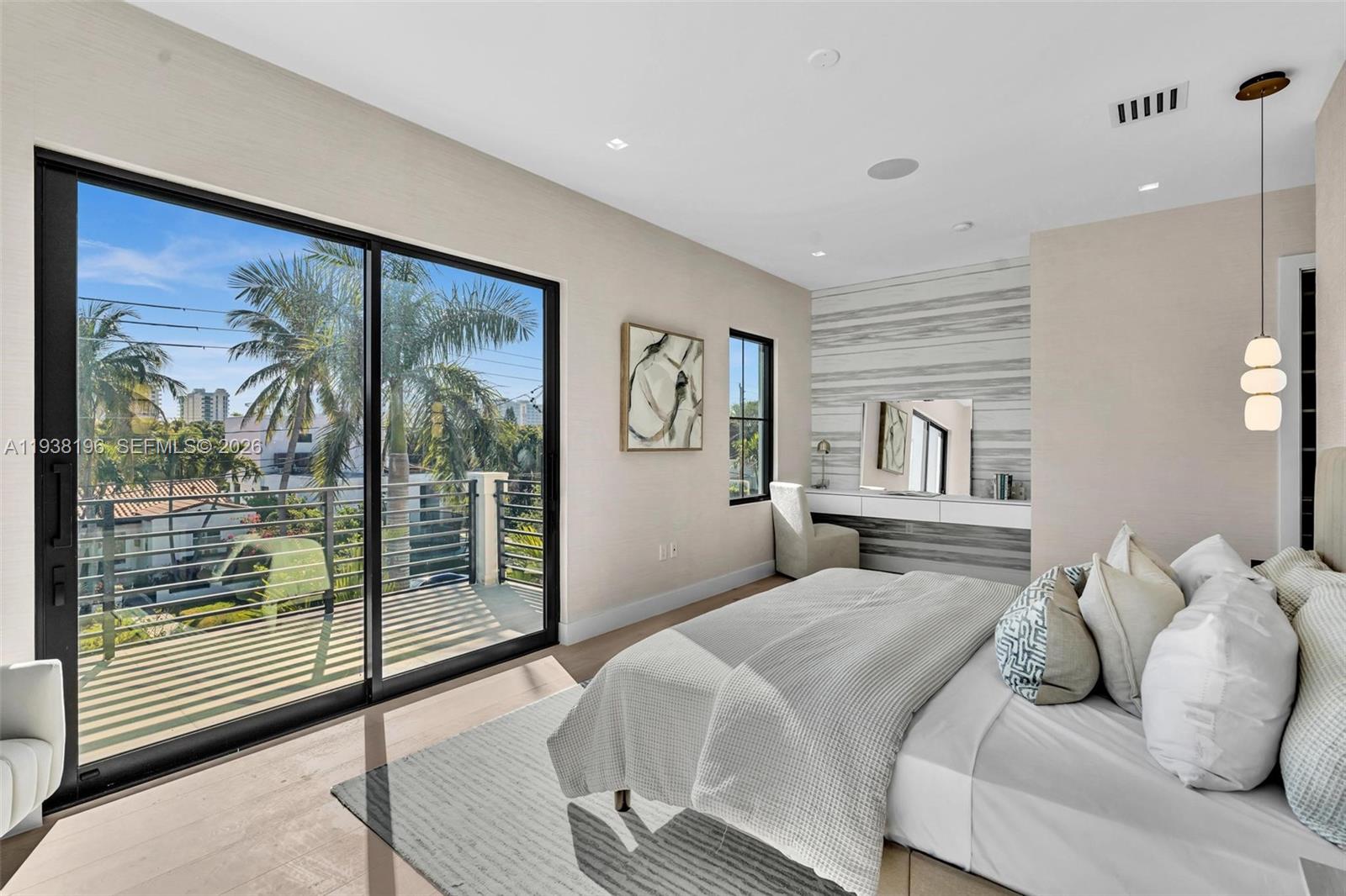 9264 Dickens Ave Surfside, FL 33154