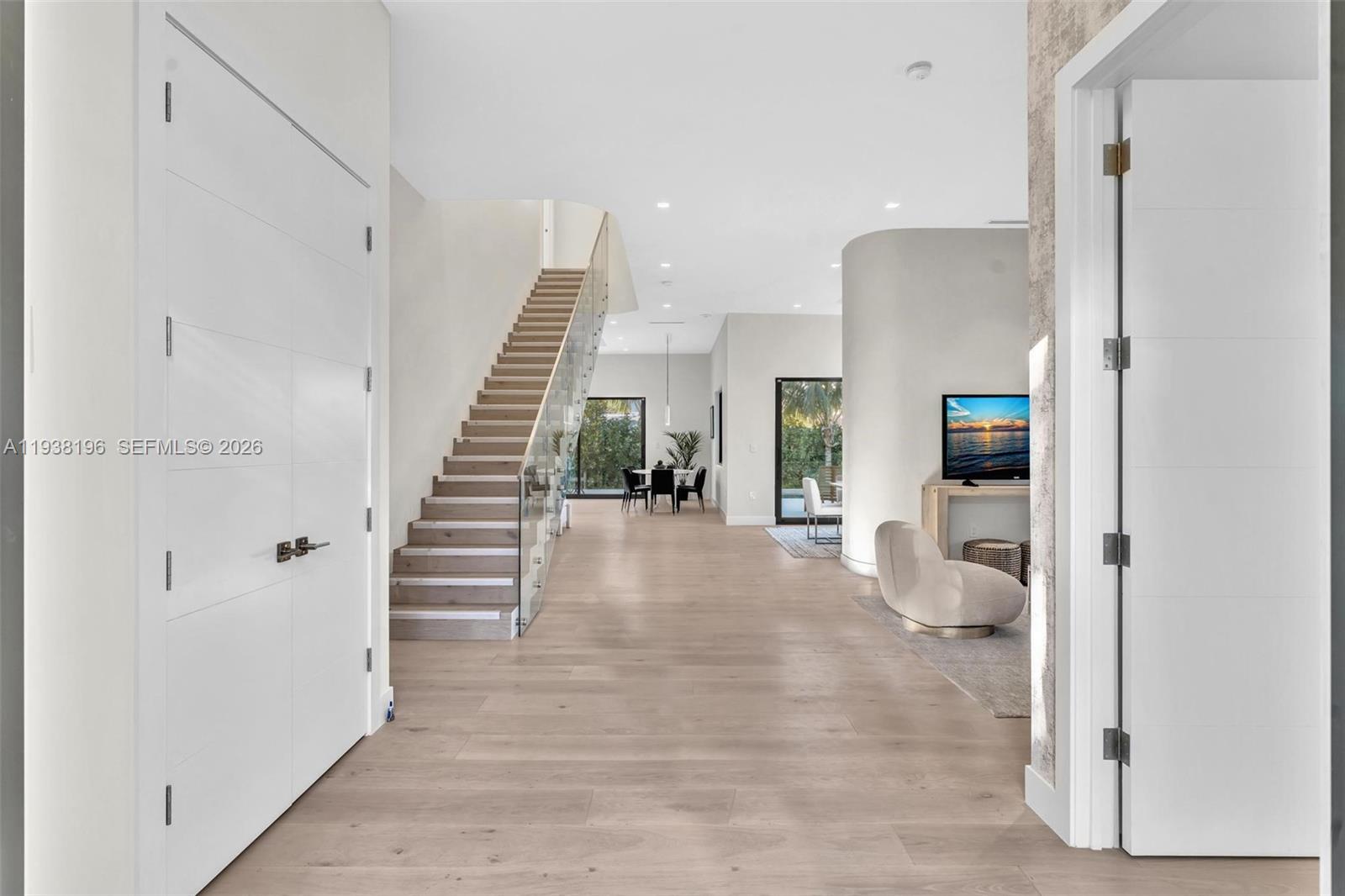 9264 Dickens Ave Surfside, FL 33154