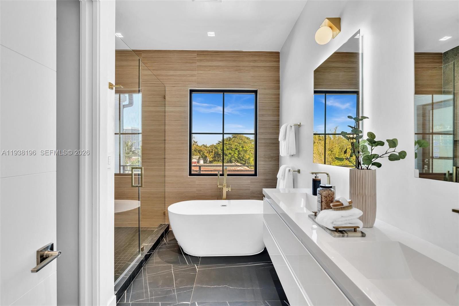 9264 Dickens Ave Surfside, FL 33154