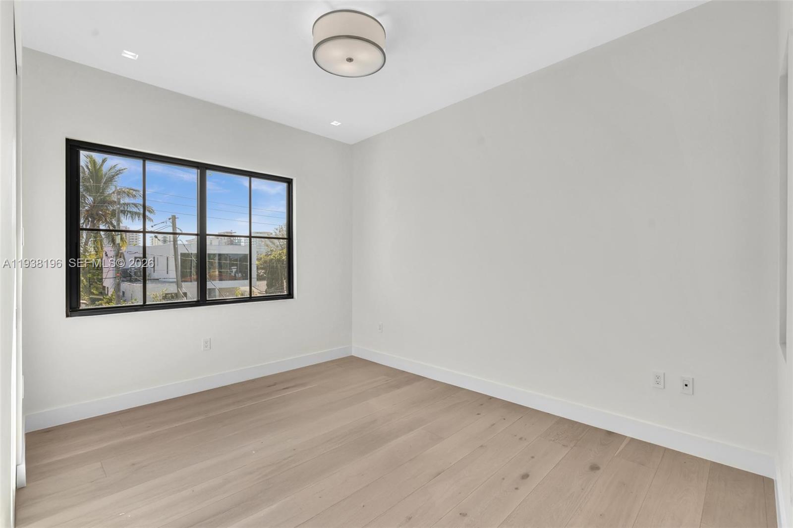 9264 Dickens Ave Surfside, FL 33154