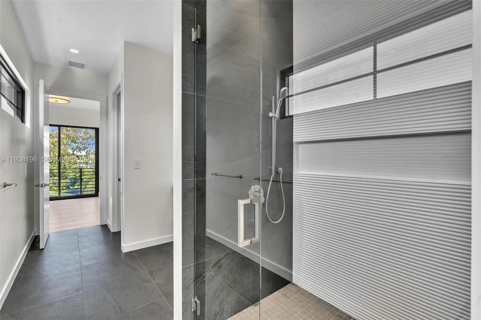 9264 Dickens Ave Surfside, FL 33154