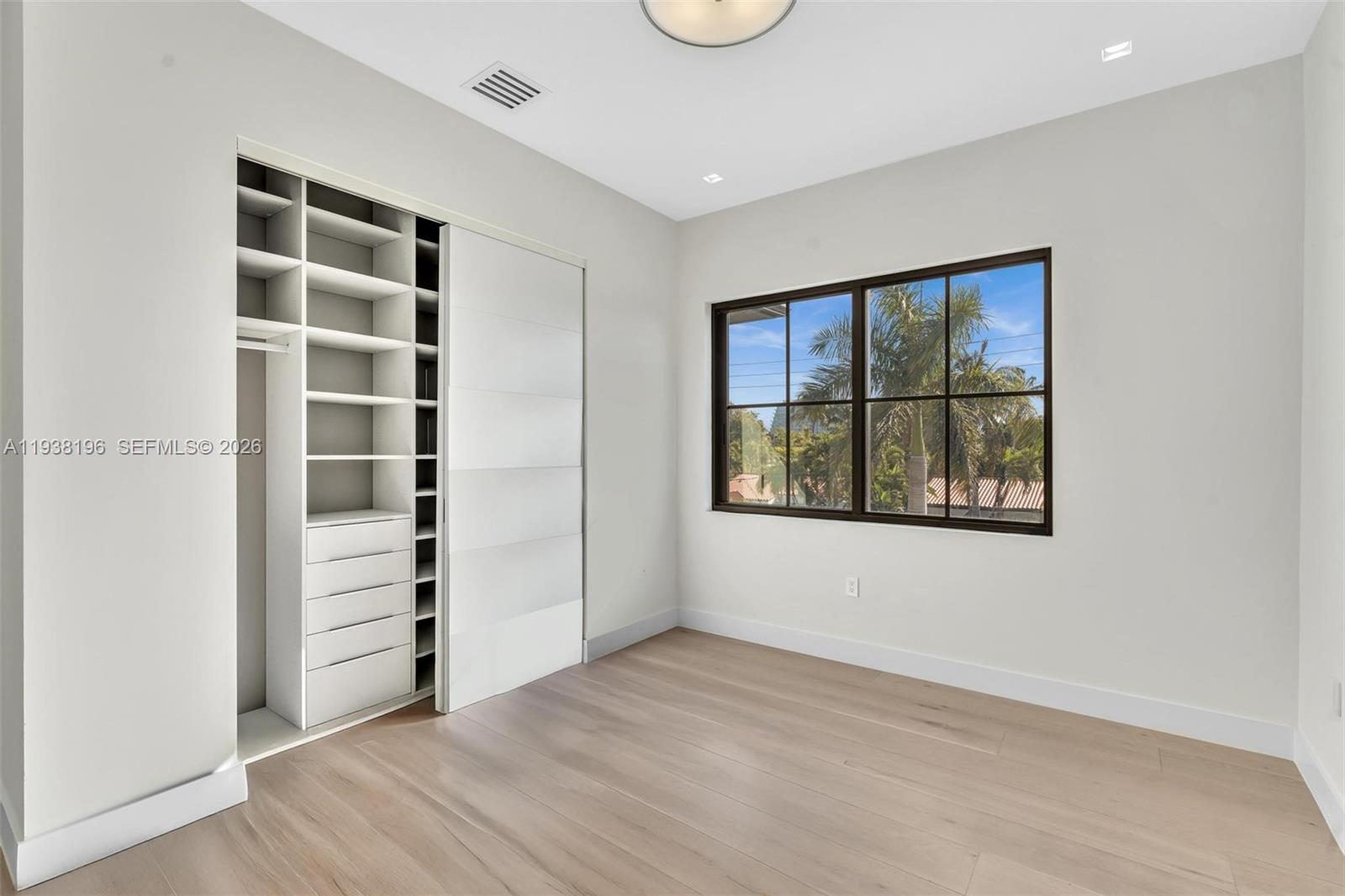 9264 Dickens Ave Surfside, FL 33154