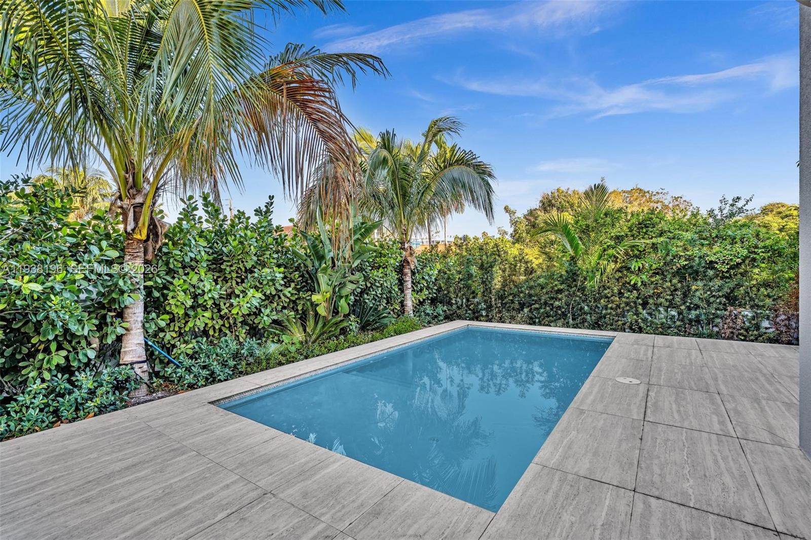 9264 Dickens Ave Surfside, FL 33154