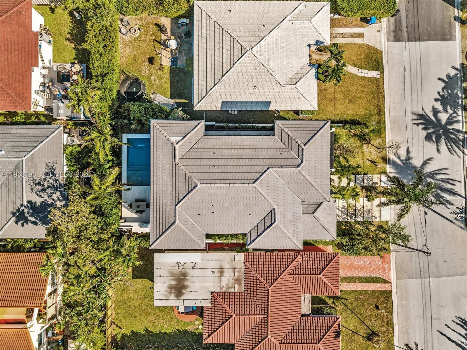 9264 Dickens Ave Surfside, FL 33154