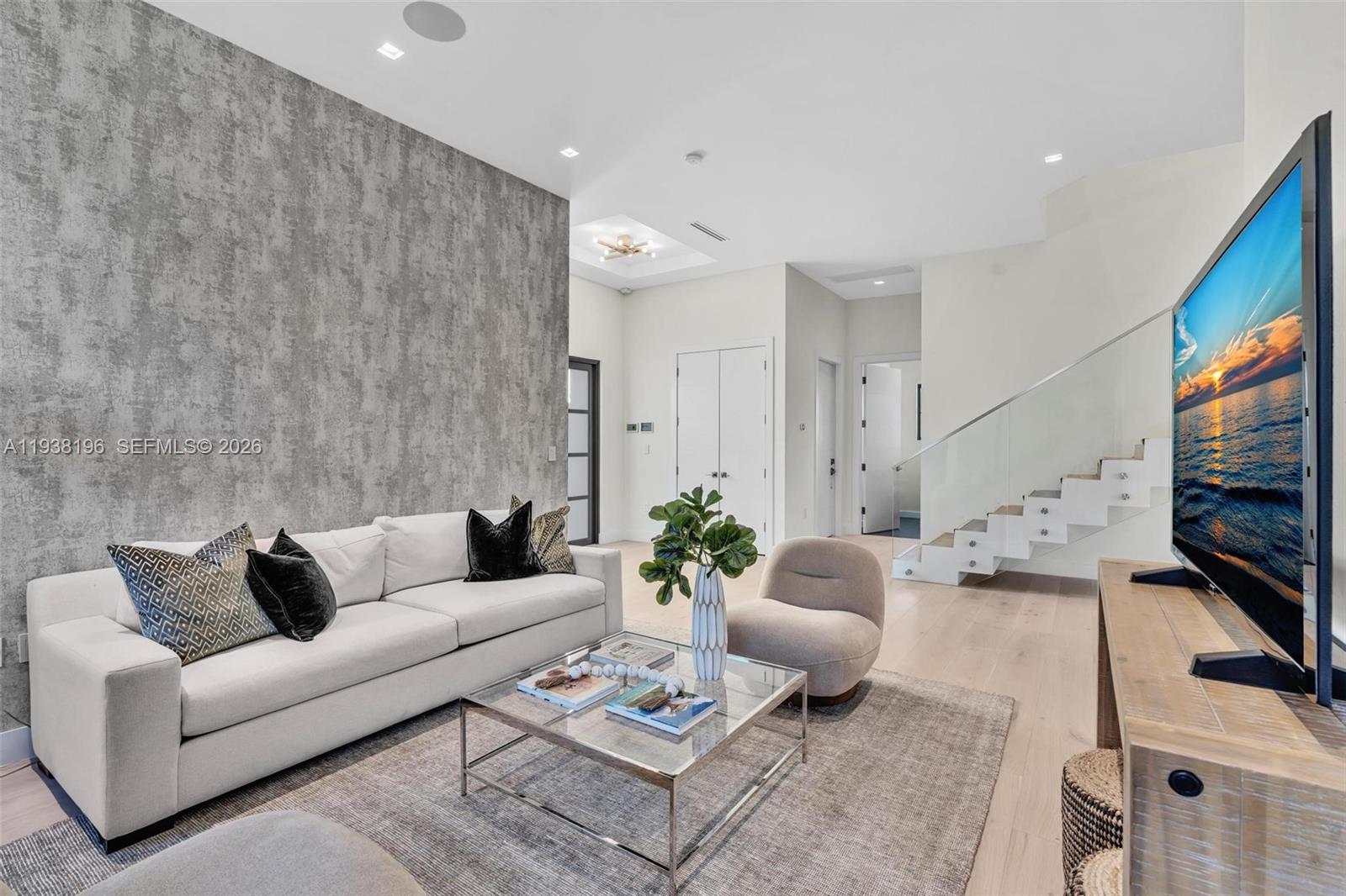 9264 Dickens Ave Surfside, FL 33154