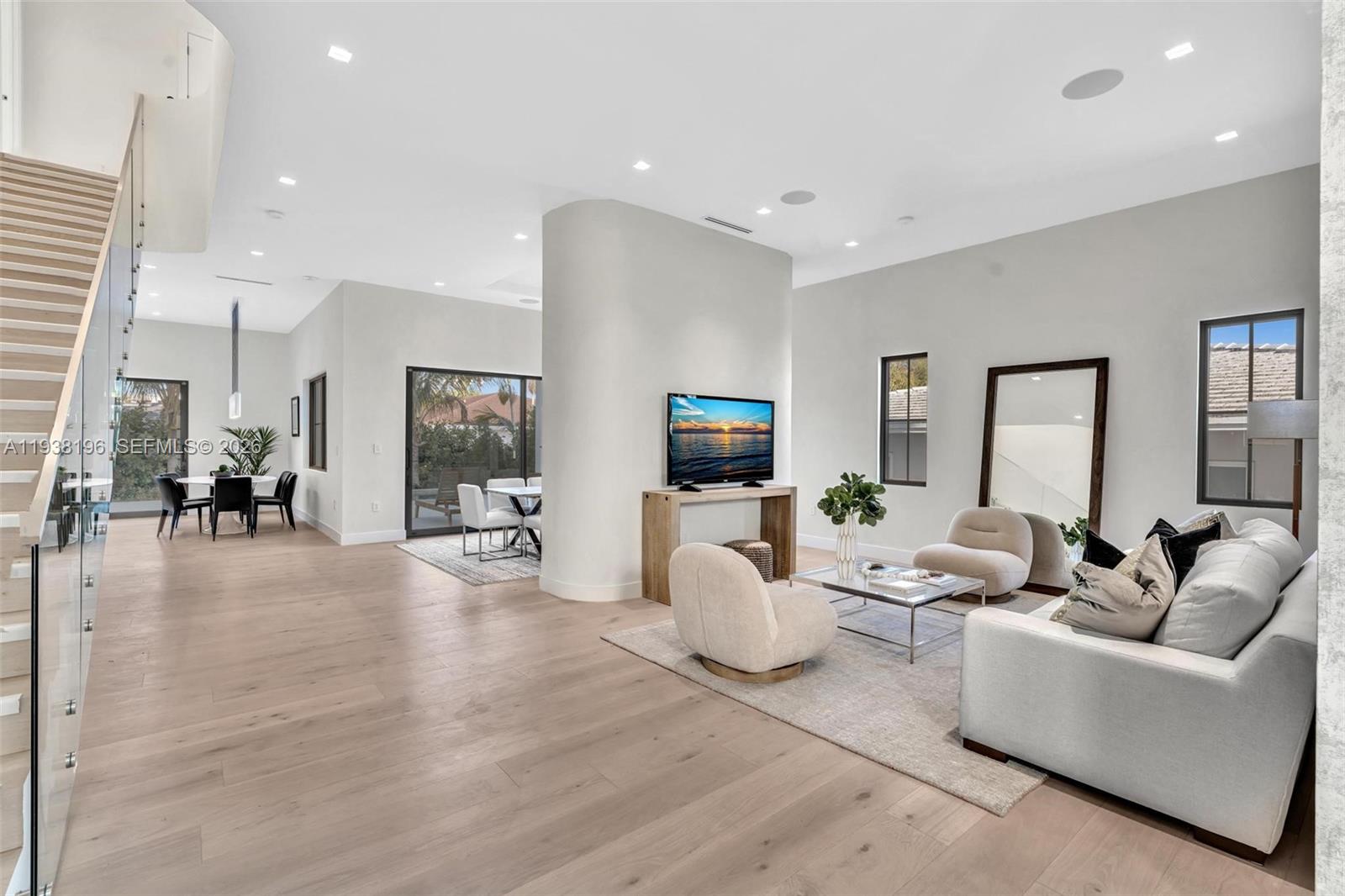 9264 Dickens Ave Surfside, FL 33154