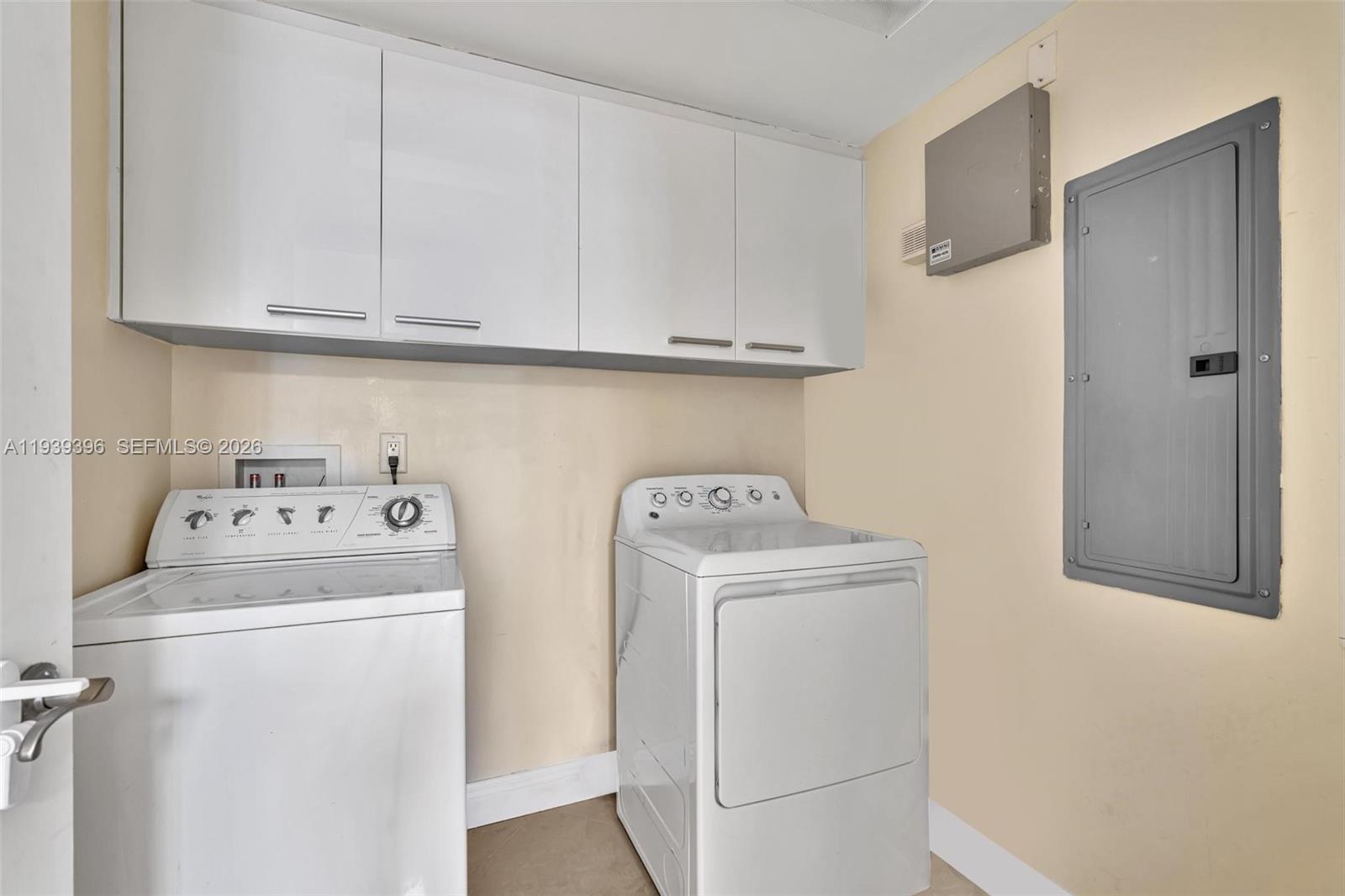 image Ocean Four Condo23