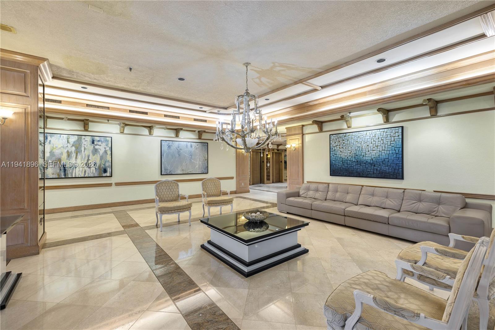 image The Waves Condominium35