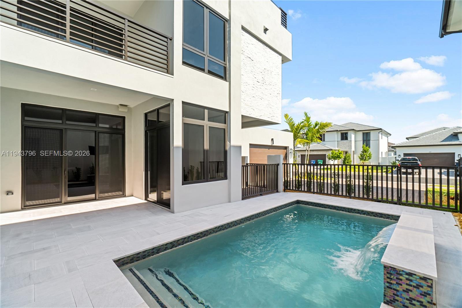 8091 NW 48th Ter Doral, FL 33166