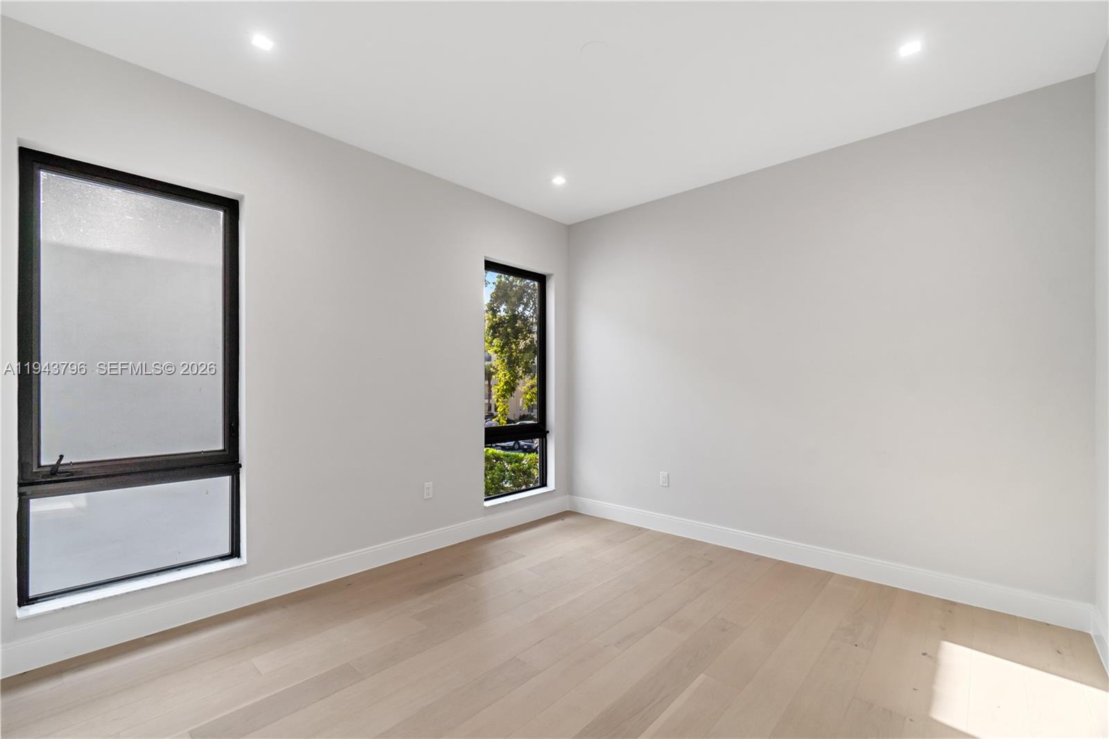 8091 NW 48th Ter Doral, FL 33166