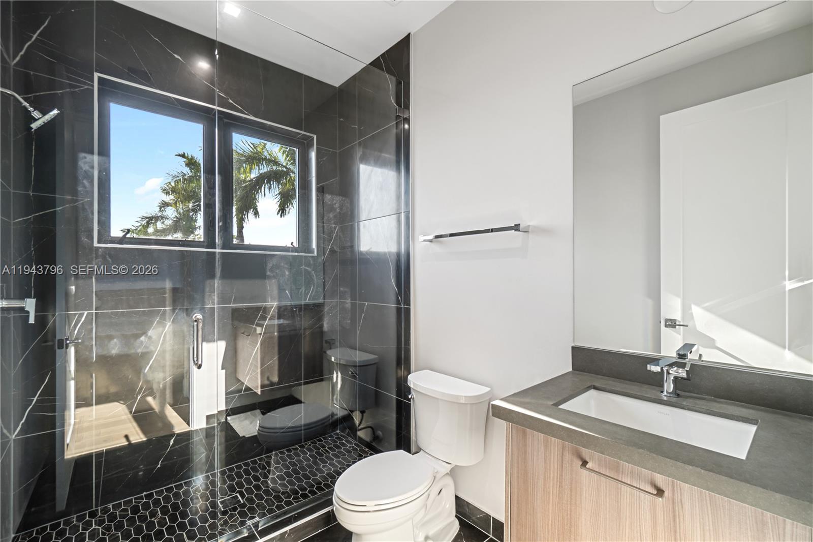 8091 NW 48th Ter Doral, FL 33166