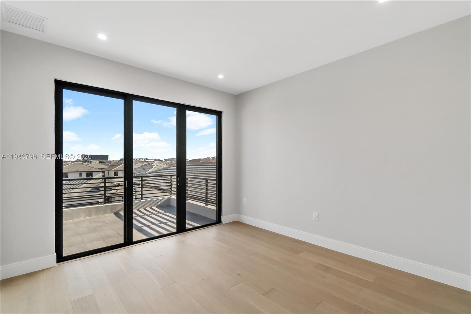 8091 NW 48th Ter Doral, FL 33166