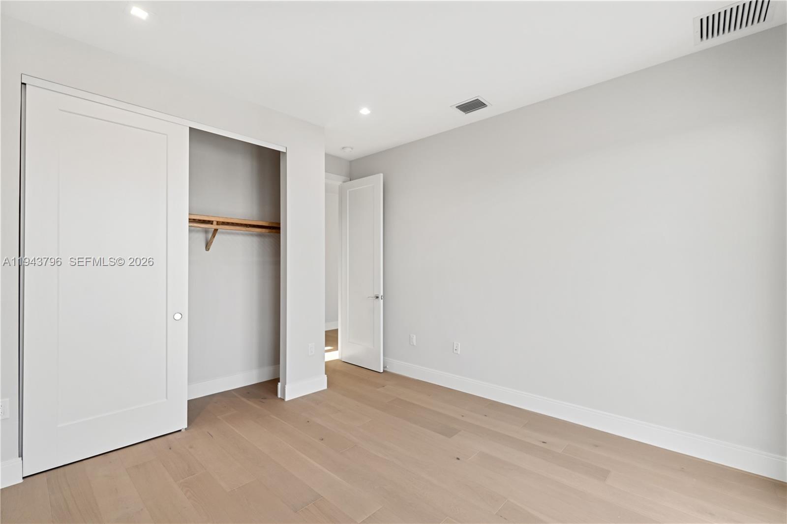 8091 NW 48th Ter Doral, FL 33166