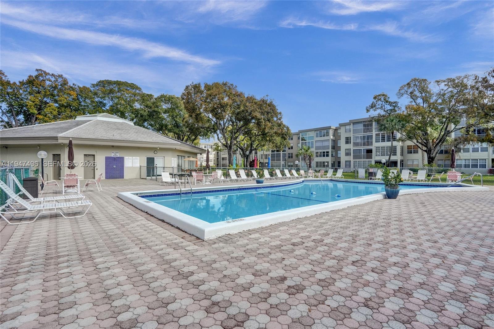 2900 NW 48th Ter #402 Lauderdale Lakes, FL 33313