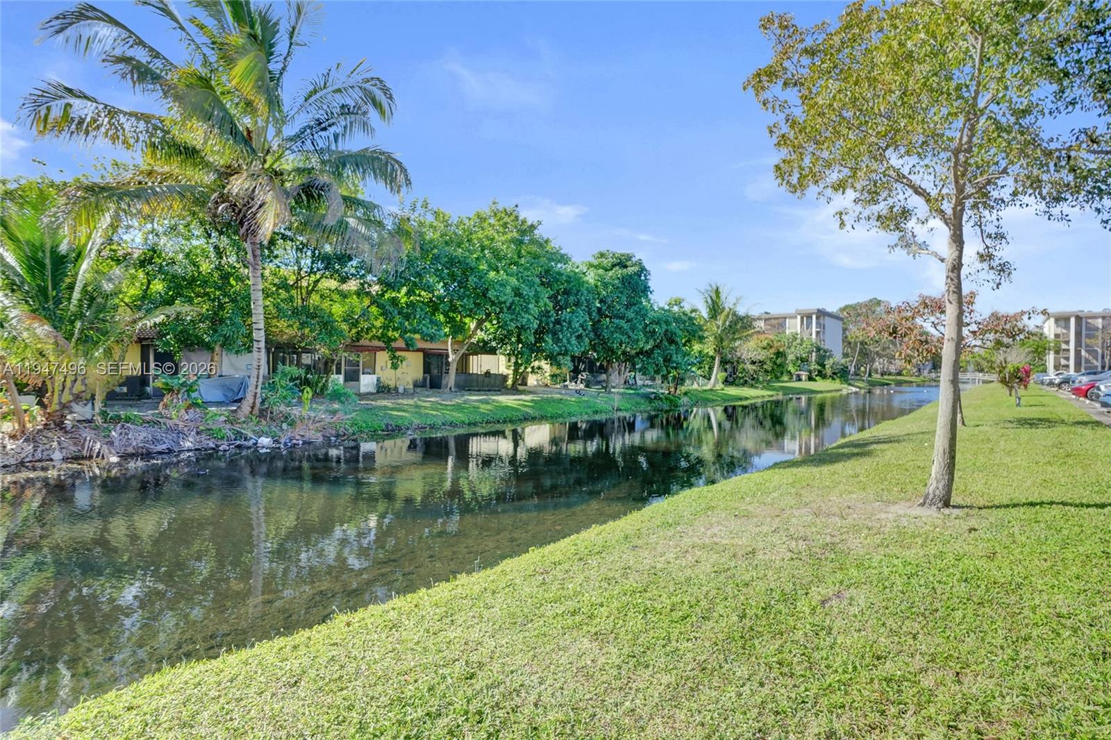 2900 NW 48th Ter #402 Lauderdale Lakes, FL 33313