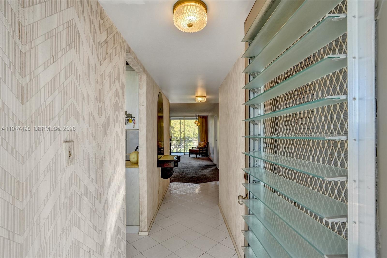 2900 NW 48th Ter #402 Lauderdale Lakes, FL 33313