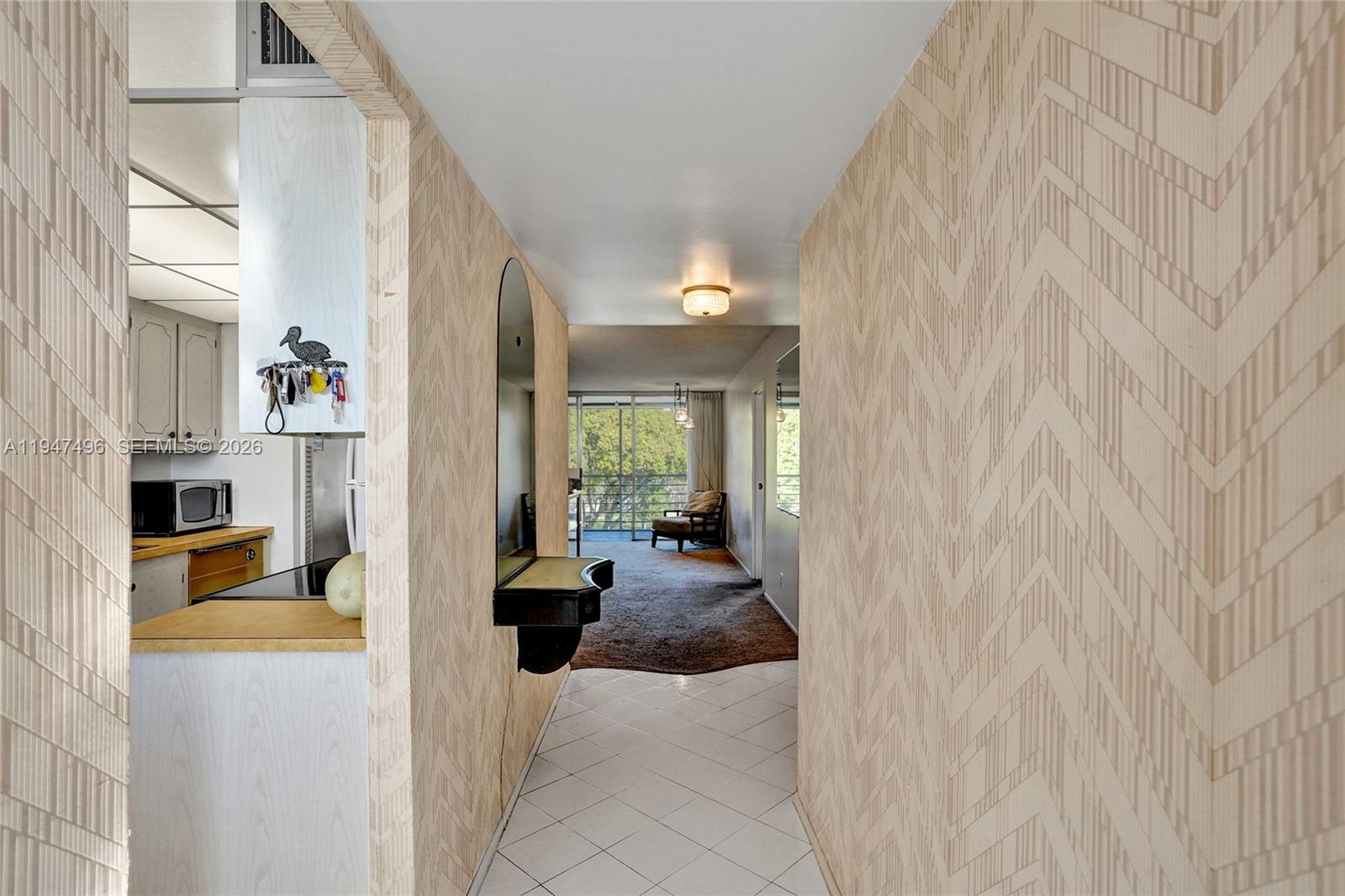 2900 NW 48th Ter #402 Lauderdale Lakes, FL 33313