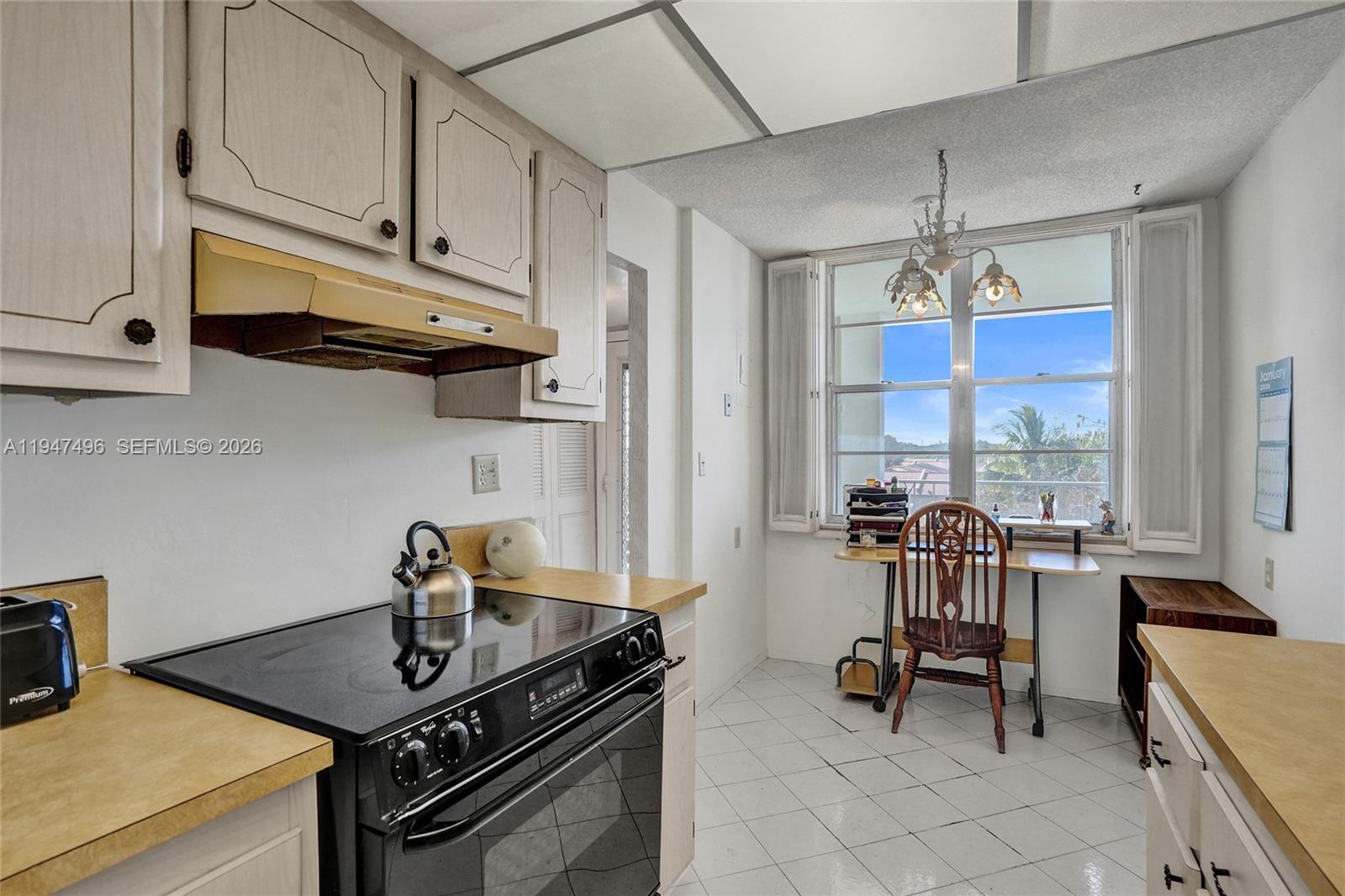 2900 NW 48th Ter #402 Lauderdale Lakes, FL 33313