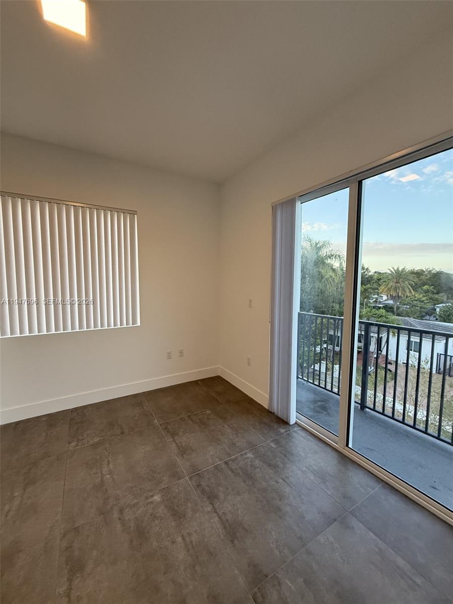 2010 SW 25th Ter #302 Miami, FL 33133