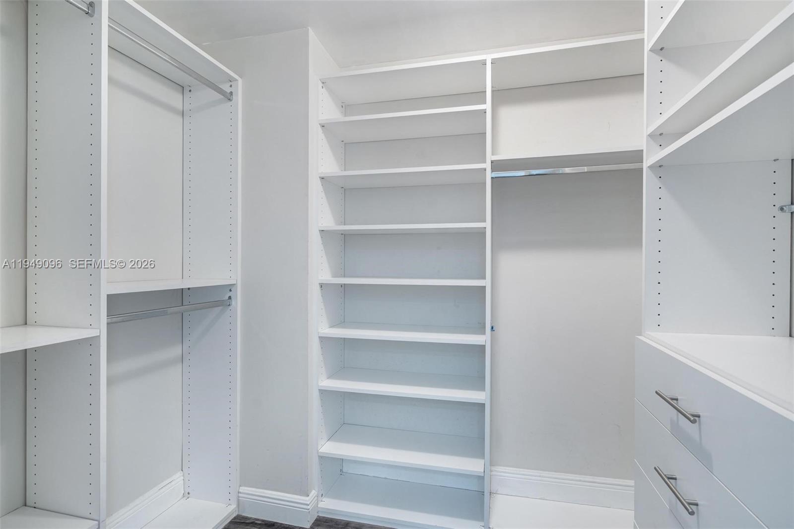 image Cite on the Bay East27