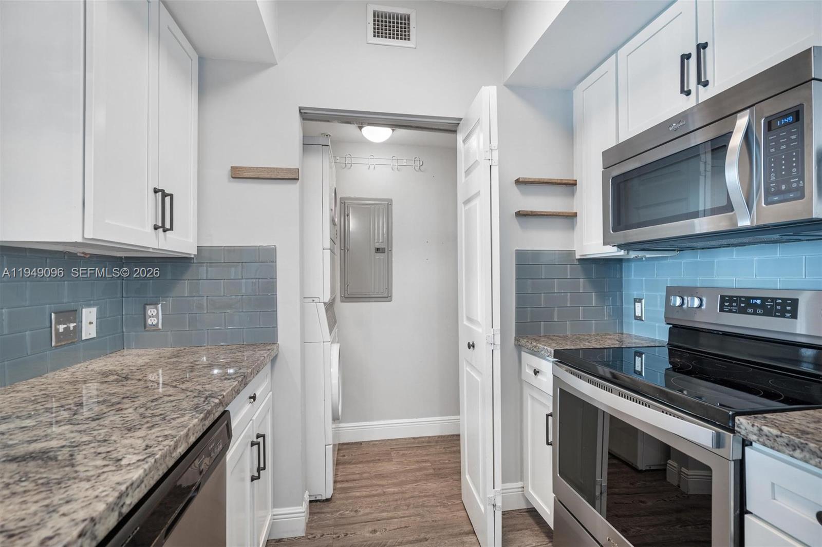 image Cite on the Bay East3