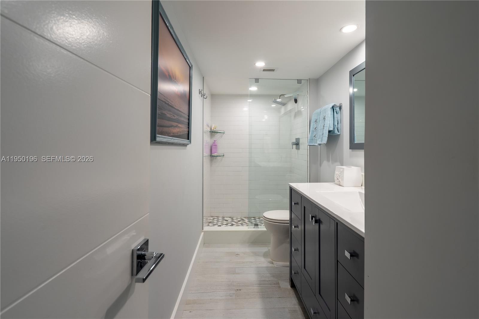 5701 Collins Ave #1417 Miami Beach, FL 33140