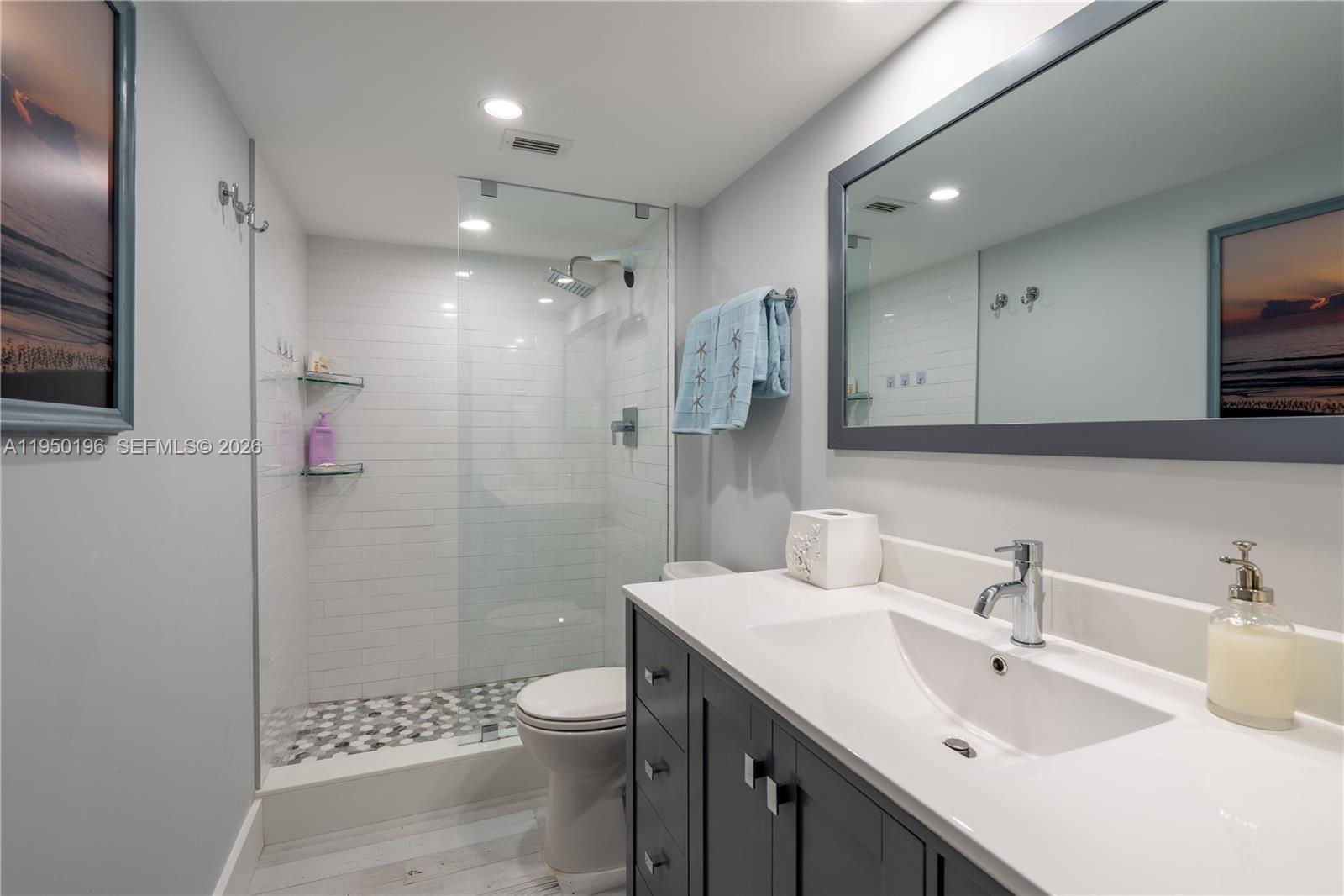 5701 Collins Ave #1417 Miami Beach, FL 33140