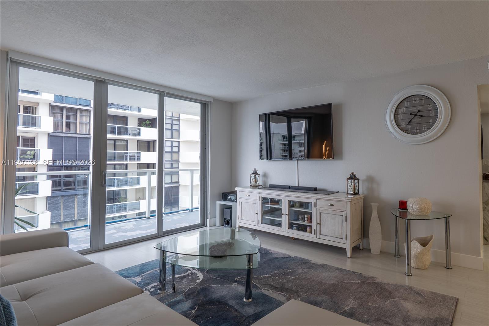 5701 Collins Ave #1417 Miami Beach, FL 33140