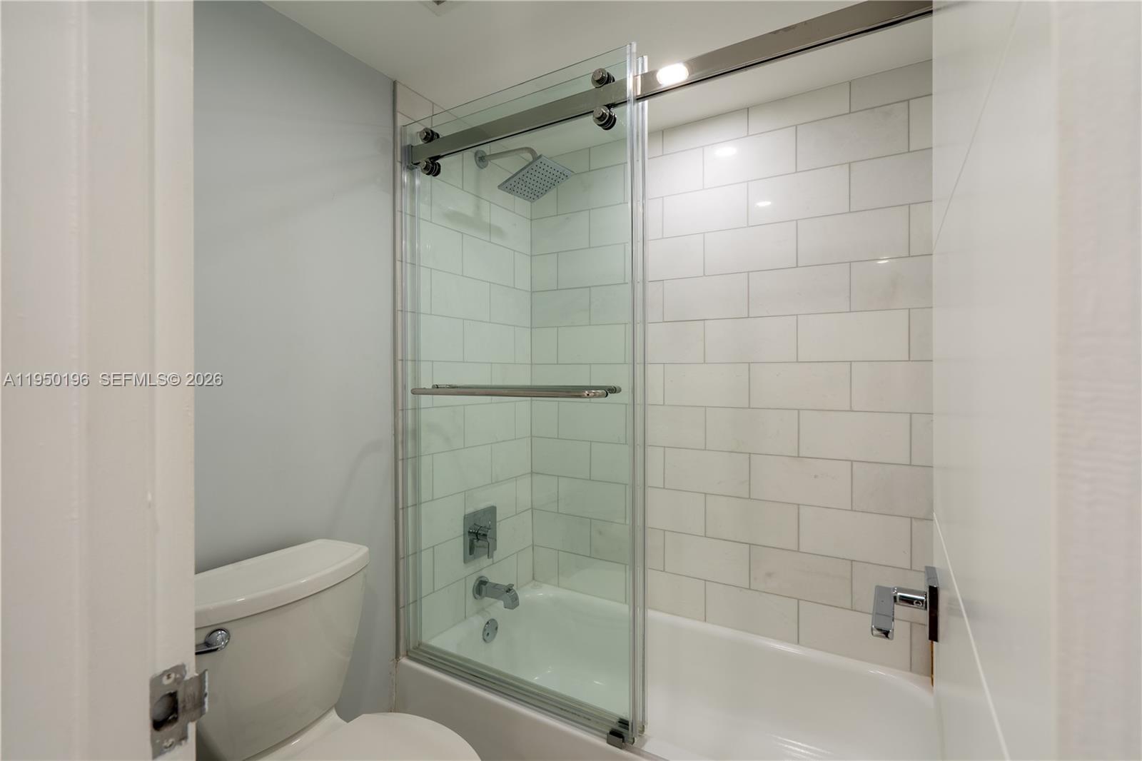 5701 Collins Ave #1417 Miami Beach, FL 33140