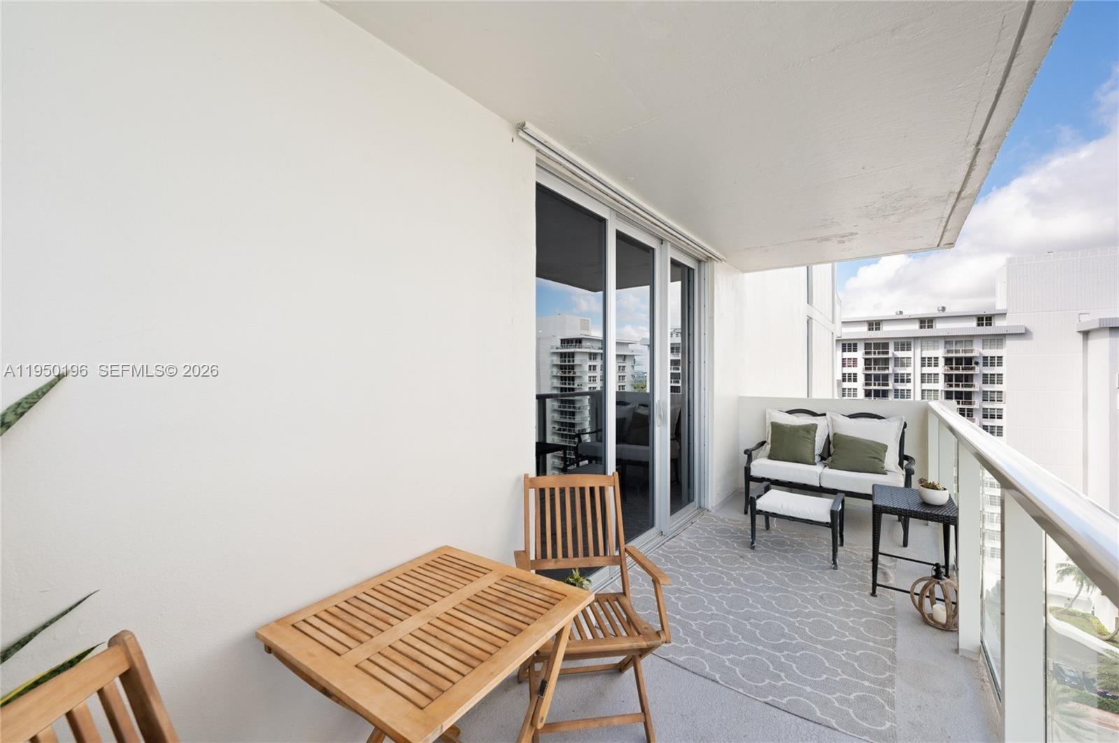 5701 Collins Ave #1417 Miami Beach, FL 33140