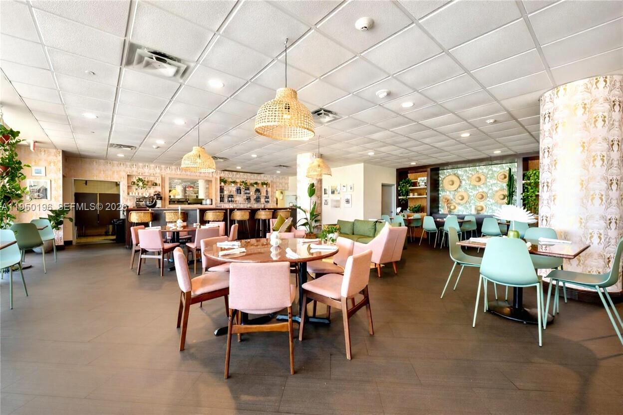 5701 Collins Ave #1417 Miami Beach, FL 33140