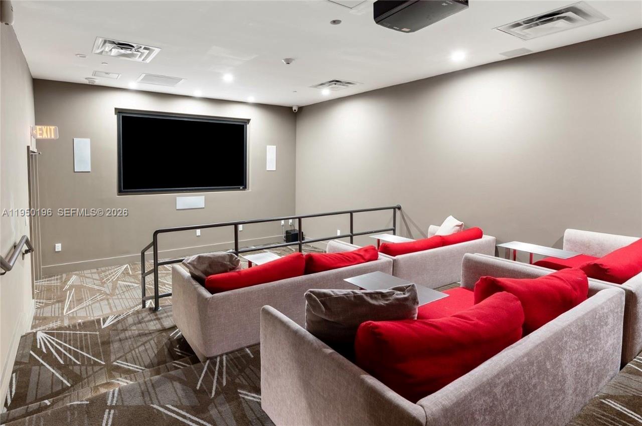 5701 Collins Ave #1417 Miami Beach, FL 33140