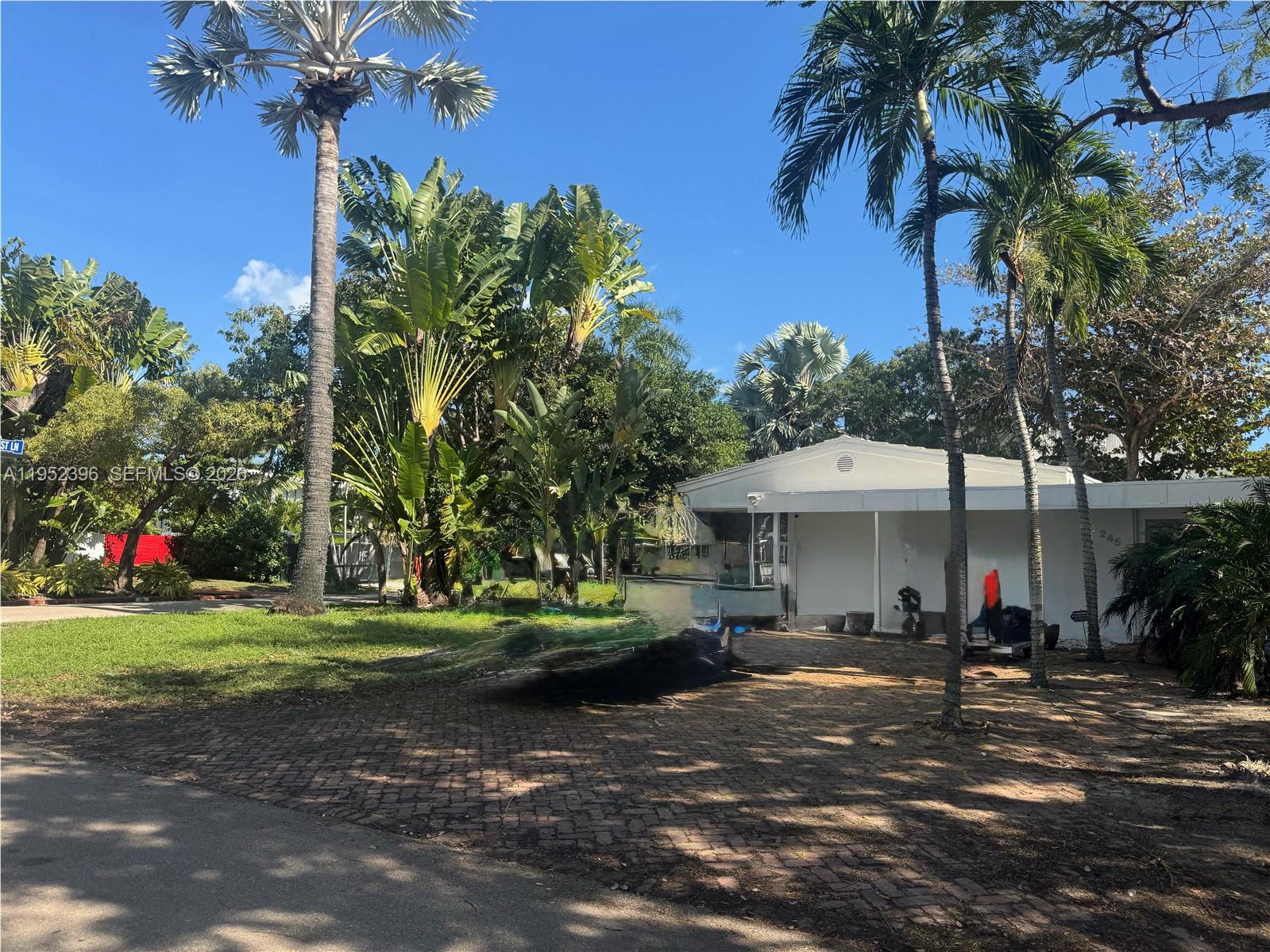 Undisclosed Address Key Biscayne, FL 33149