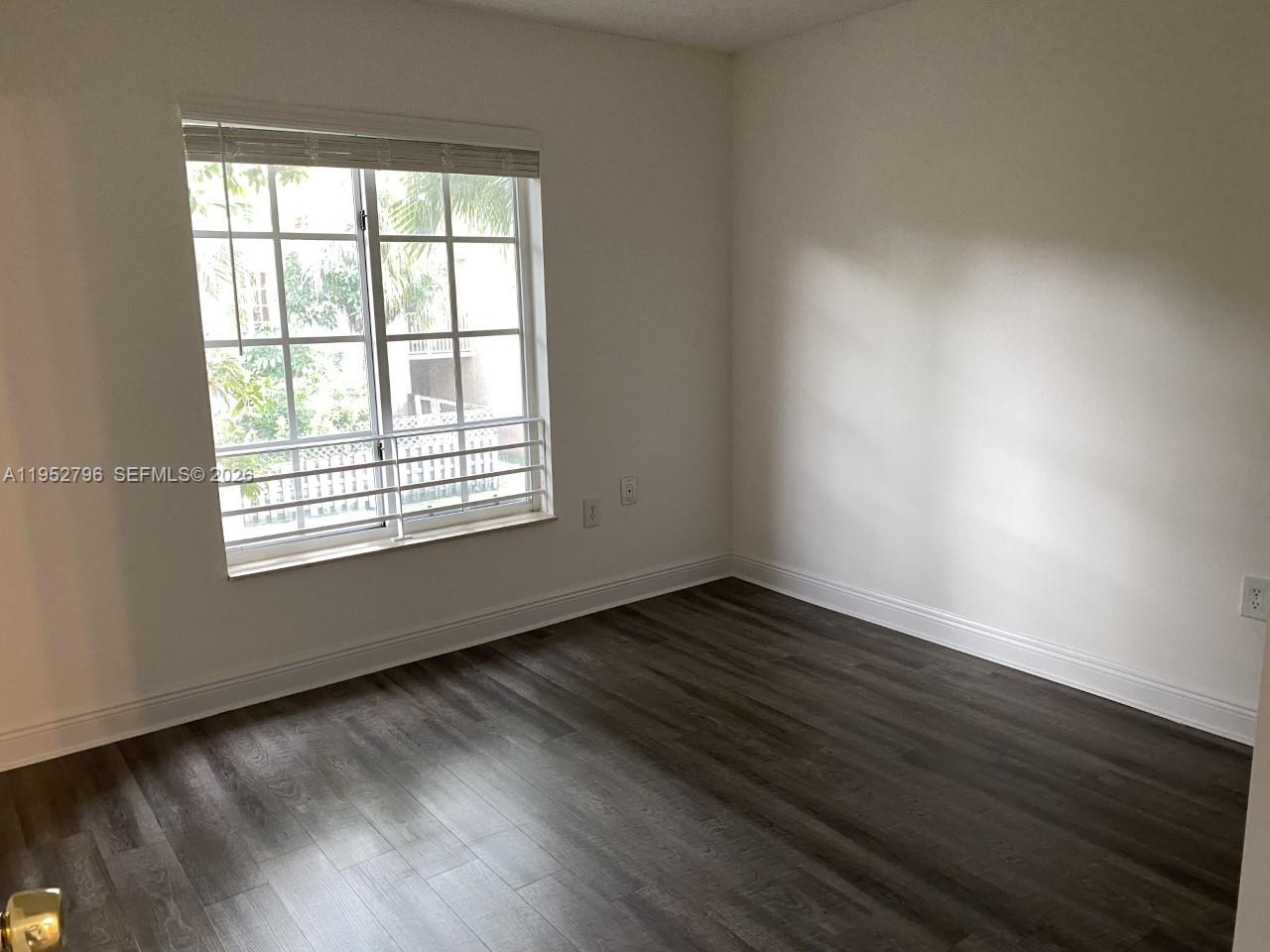 5112 NW 79th Ave #206 Doral, FL 33166