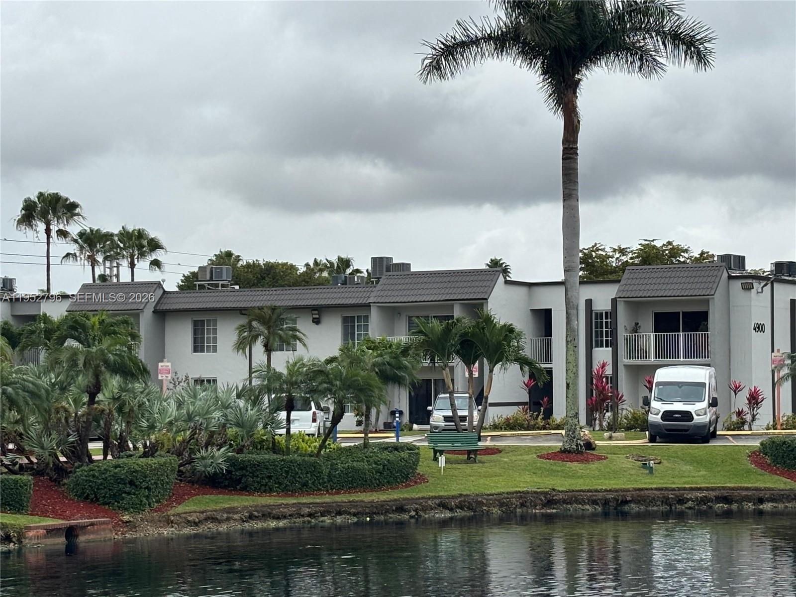 5112 NW 79th Ave #206 Doral, FL 33166