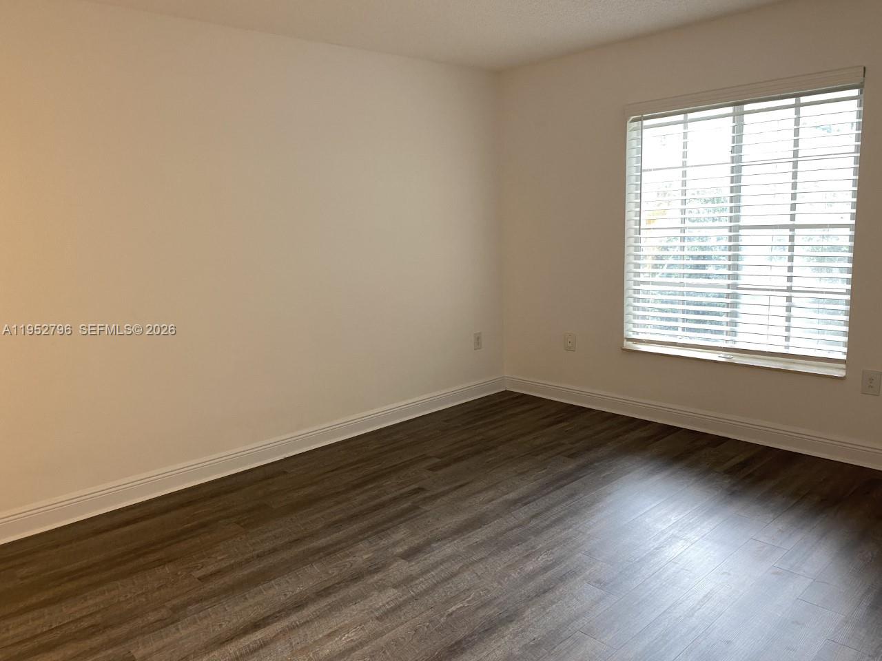 5112 NW 79th Ave #206 Doral, FL 33166