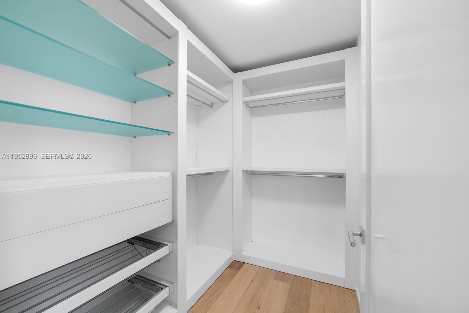 3535 Hiawatha Ave #403 Miami, FL 33133