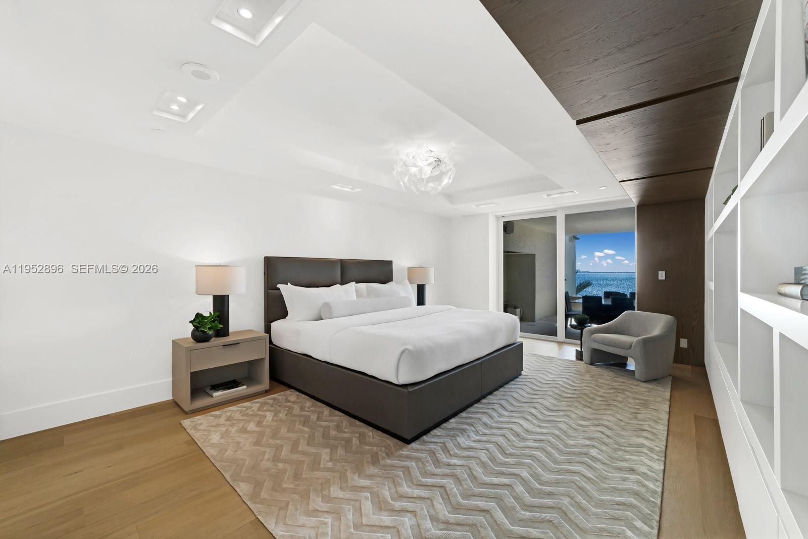 3535 Hiawatha Ave #403 Miami, FL 33133