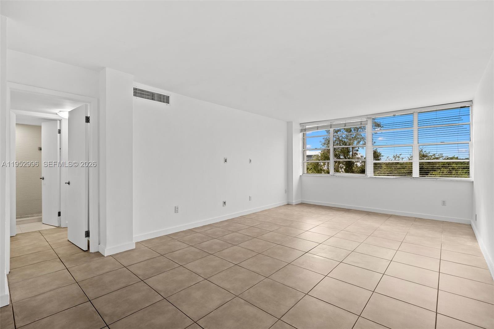 680 NE 64th St #APH6 Miami, FL 33138