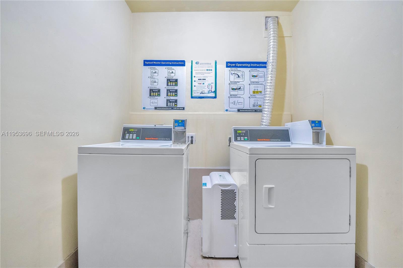 9500 W Bay Hbr Dr #7H Bay Harbor Islands, FL 33154