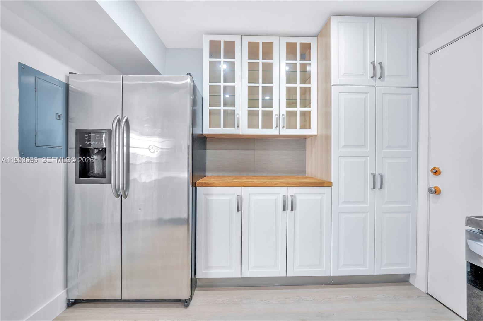 9500 W Bay Hbr Dr #7H Bay Harbor Islands, FL 33154